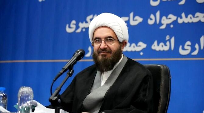 همه دستگاه‌ها باید در حد توان از دانش‌آموزان پشتیبانی کنند