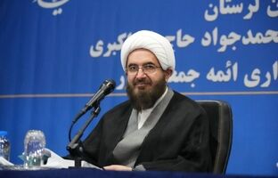 همه دستگاه‌ها باید در حد توان از دانش‌آموزان پشتیبانی کنند