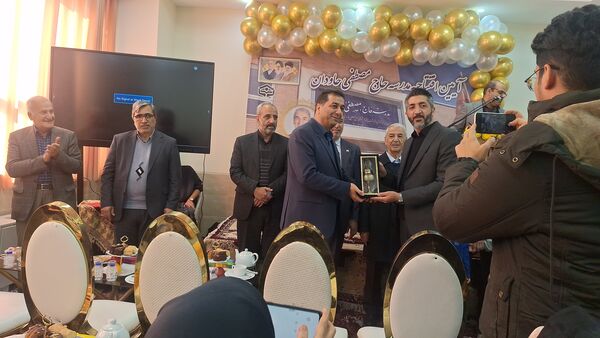 آیین افتتاحیه مدرسه «حاج مصطفی جاودان» و کلنگ‌زنی مدرسه «بهروز حق‌پناه» در ناحیه ۴ اصفهان