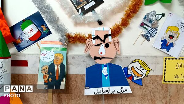 دبستان معراج منطقه ۱۰ تهران میزبان زائران مراسم تشییع رهبر شهید 