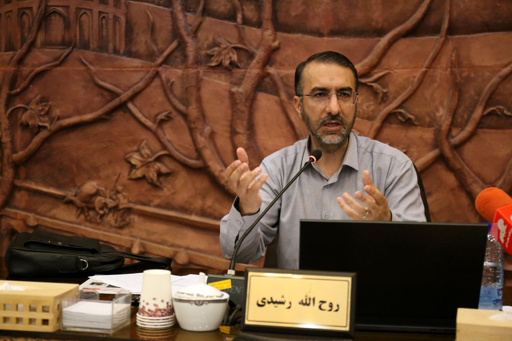 نشست روح الله رشیدی عضو شورای شهر تبریز با اصحاب رسانه