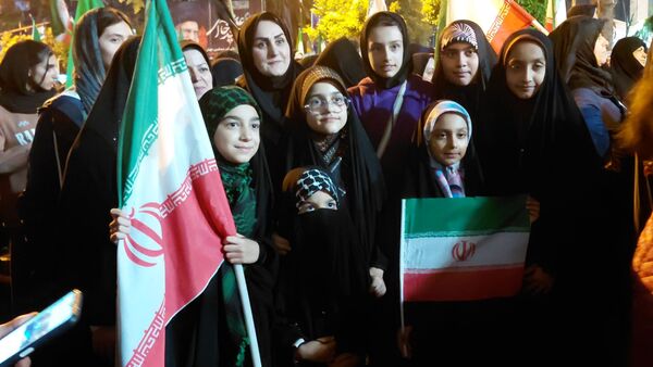 تا پای جان برای ایران می‌ایستیم 