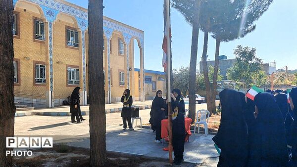 شکوفایی مهر در میان کتاب‌ها؛ روایت یک روز پرشور در دبیرستان حضرت زینب