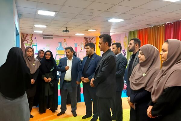 آیین افتتاحیه اتاق بازی و یادگیری در دبستان نیایش شهرستان قدس