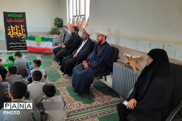 هم‌ صدایی مدرسه و دارالقرآن در پاسداشت مقام حضرت فاطمه زهرا (س)