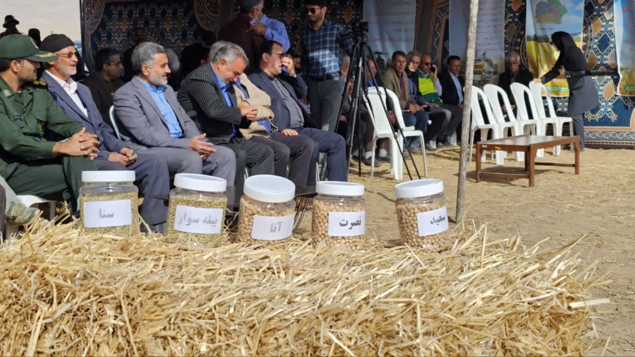 آیین آغاز سال زراعی در شهرستان فاروج