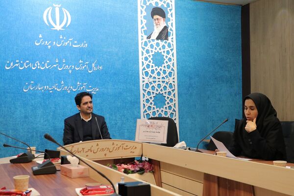 نشست بهسازی مدارس در بهارستان‌دو