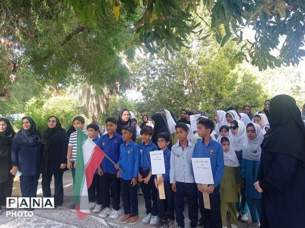 تبلور فرهنگ سلامت در فعالیت صبحگاهی دانش‌آموزان و مربیان مینابی