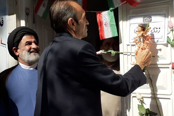 جشن شکفتن غنچه‌ ها، در دبستان مهرتابان بهارستان دو