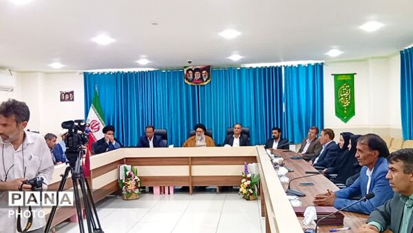 دیدار با نماینده ولی فقیه در استان 