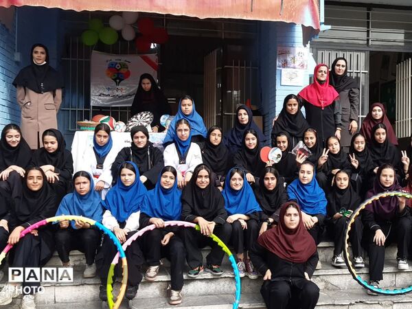 افتتاح المپیاد درون مدرسه ای دبیرستان نبوت  