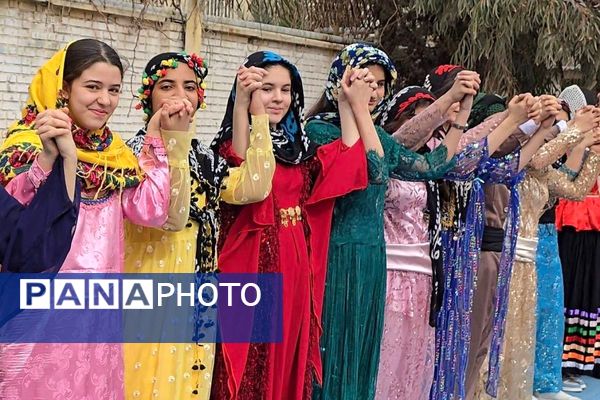  جشنواره اقوام ایرانی در مدرسه هدی؛ رنگ، موسیقی و فرهنگ در یک روز به‌یادماندنی