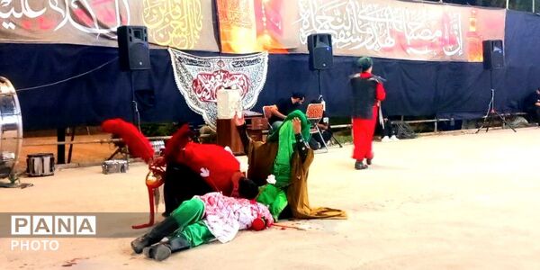 تجلی عزاداری شب تاسوعا  در شهر مهستان 