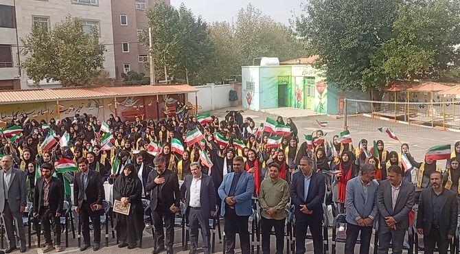 پیوند یاد شهید با ‌لبخند دانش‌آموزان