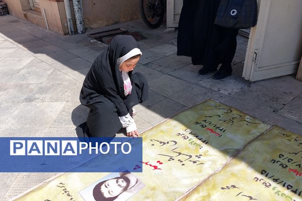 حضور فرهنگیان و مسئولان آموزش و پرورش پردیس در نماز جمعه 