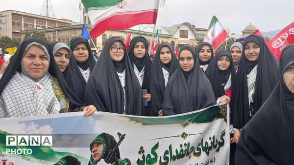 خروش دختران همدانی در رزمایش استانی اقتدار
