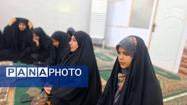 نشست کارگاهی قواعد زندگی دوره تابستانی بسیج در شهرستان لنده