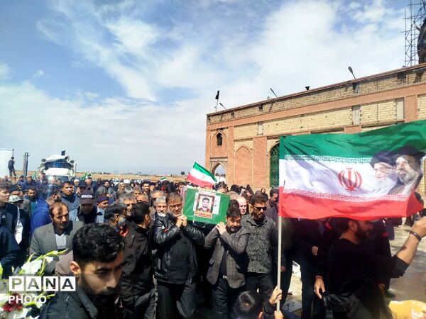 تشییع پیکر پاک شهید بشنیجی در محمدشهر کرج