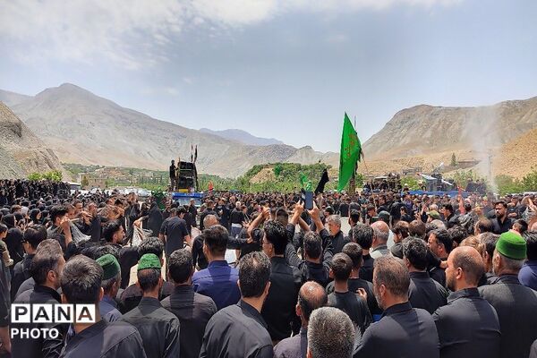 آیین باشکوه عزاداری امام حسین علیه السلام در روز عاشورای حسینی-۱