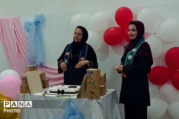 طلوع مهارت‌ها در جشن فارغ‌التحصیلی دانش‌آموزان دبستان دهگاه