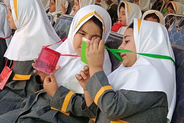  جشن شکوفه‌ها در قرچک