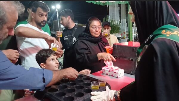 چایخانه‌ای با عطر انتظار در سه راه شهرستان محمودآباد