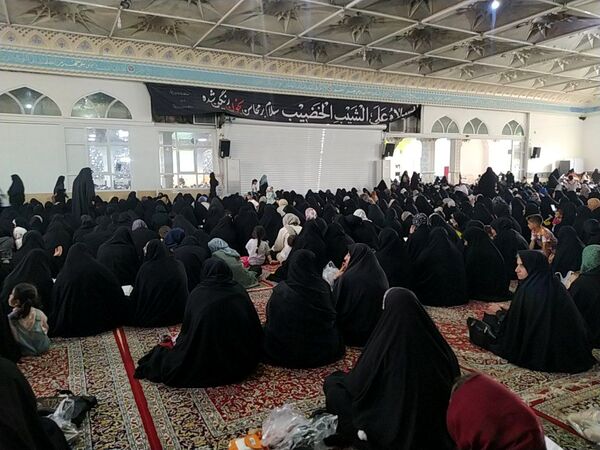 نوای عرفه در جوار امامزاده سید حمزه