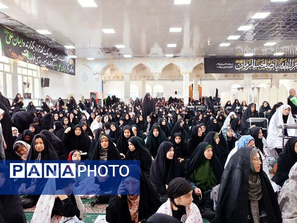 تحویل سالی متفاوت در امامزاده سید حمزه کاشمر