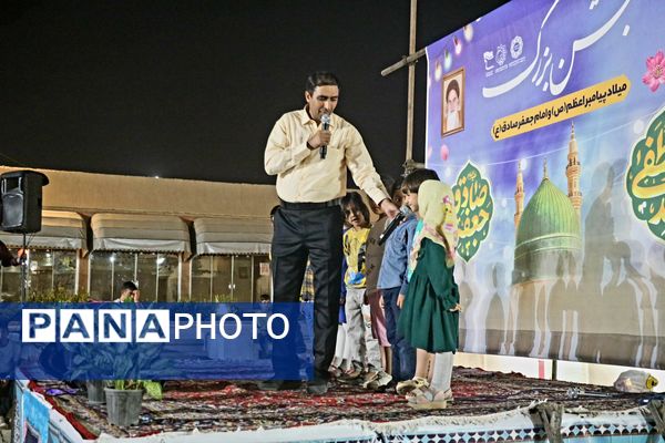 برگزاری جشن بزرگ میلاد پیامبر اعظم(ص) و امام جعفر صادق(ع) در هفت برج خارون