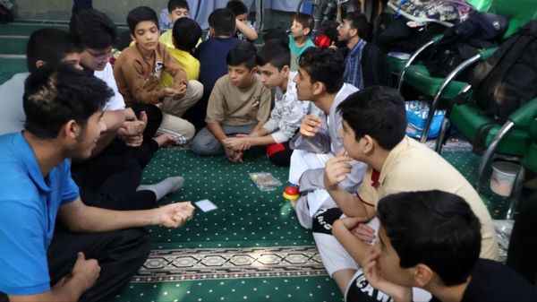 بازی‌های گروهی، سازنده فضایی صمیمانه در اعتکاف 