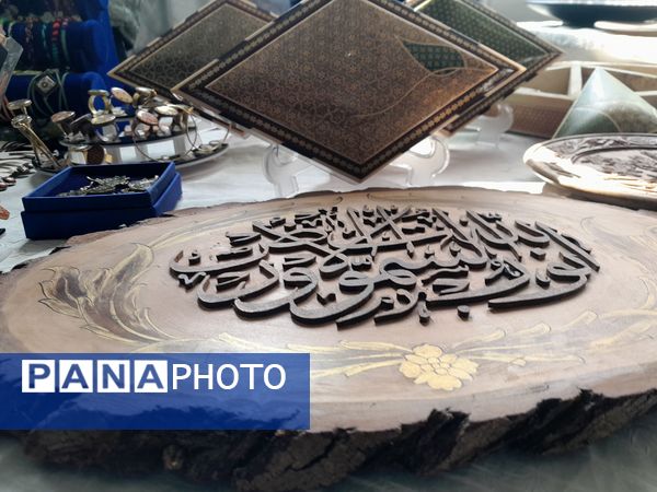 جشنواره فرهنگی هنری "امید فردا" در دبیرستان شاهد فیض ناحیه ۳ شیراز