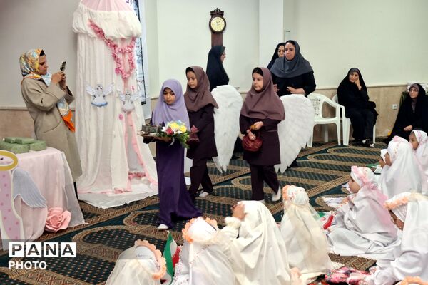 جشن بندگی دانش‌آموزان مدارس منطقه پردیس