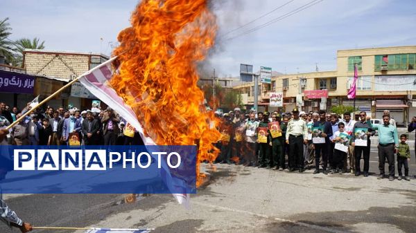 حضور پرشور مردم حاجی‌آباد در راهپیمایی روز قدس