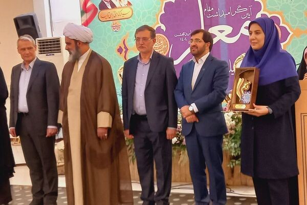  برگزاری مراسم تجلیل از معلمان و مدیران نمونه در ملارد