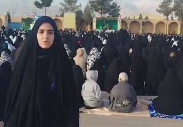 اقامه نماز عید سعید فطر در حسینیه ۱۲ امام شهرستان مهریز