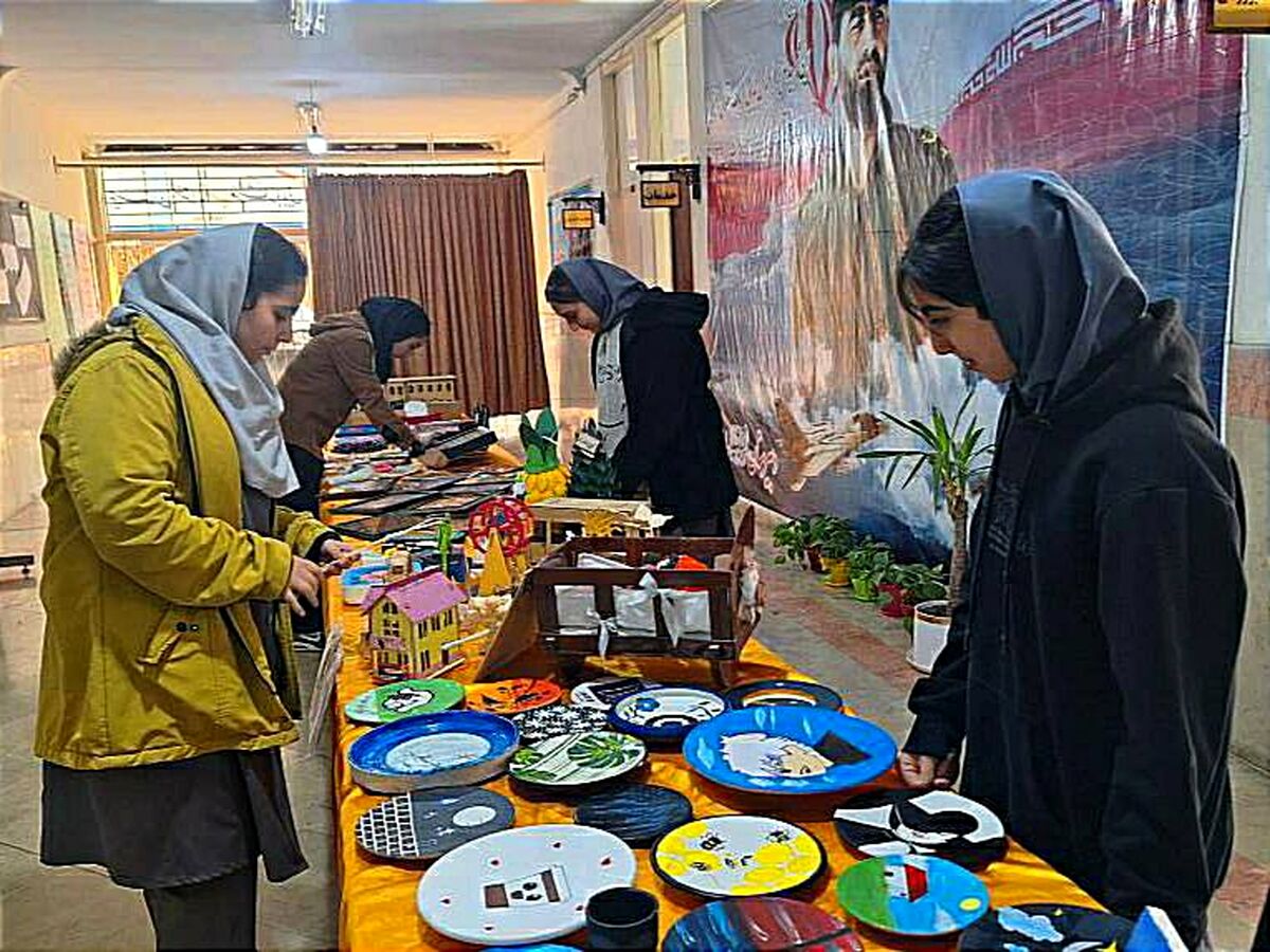 نمایشگاه‌«امید فردا» بستری برای بروز و شکوفایی استعدادهای دانش‌آموزان است