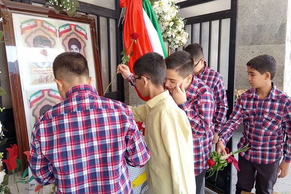 «جشن جوانه‌ها» ویژه دانش آموزان پایه هفتم در مدرسه دانشمند شهرستان پردیس