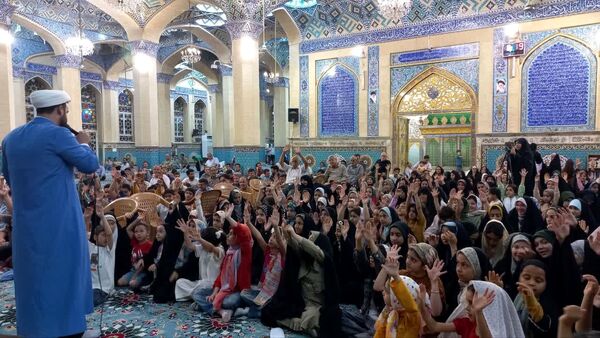 اختتامیه جشنواره تولید محتوا نماز و مسابقه عطر انتظار در امامزاده سیدجعفر یزد