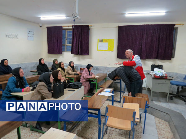 دوره آموزشی آموزگاران شهرستان بجنورد 