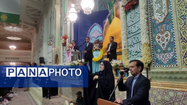 اجتماع دختران دانشجو در حرم مطهر حضرت معصومه (س) به مناسبت روز دختر  