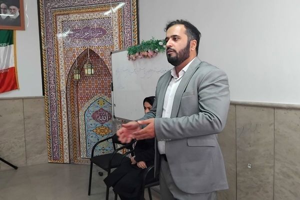  هفته پژوهش در مدرسه نرگس پردیس