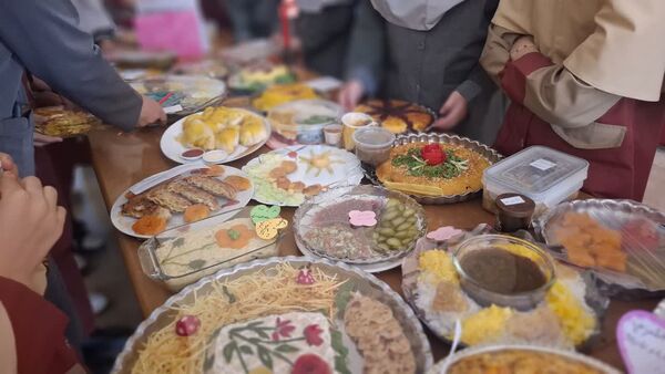 یک روز با غذاهای خوشمزه و متنوع 