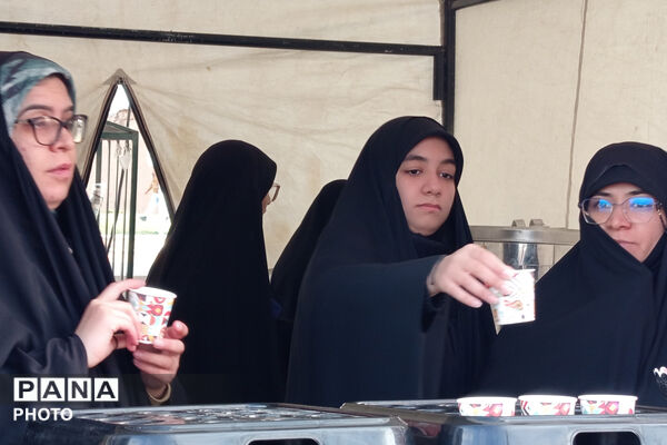 در فراق رهبر شهید
