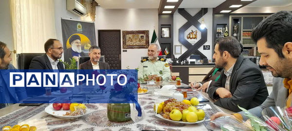 نشست صمیمی شورای معاونان آموزش و پرورش قم با فرمانده پلیس 