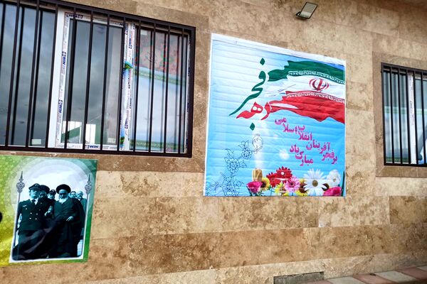 بادبادک‌ها به یاد ۲۲ بهمن بر فراز گلزار شهدا