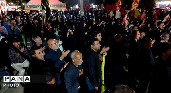حال‌وهوای عاشورایی بلوار فضل همراه با روشن کردن شمع