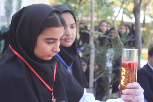 افتتاح آزمایشگاه در آموزشگاه‌ام ابیها (س) شهر سلامی