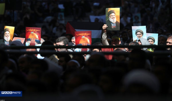 نماز جمعه تهران به امامت مقام معظم رهبری