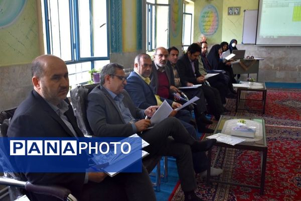برگزاری پنجمین جلسه هم‌اندیشی مدیران مدارس متوسطه دوم نظری ناحیه یک مشهد