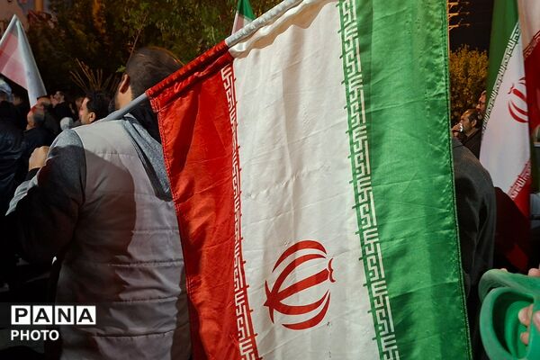 سی شب کنار هم در تجمعات خونخواهی رهبر شهید